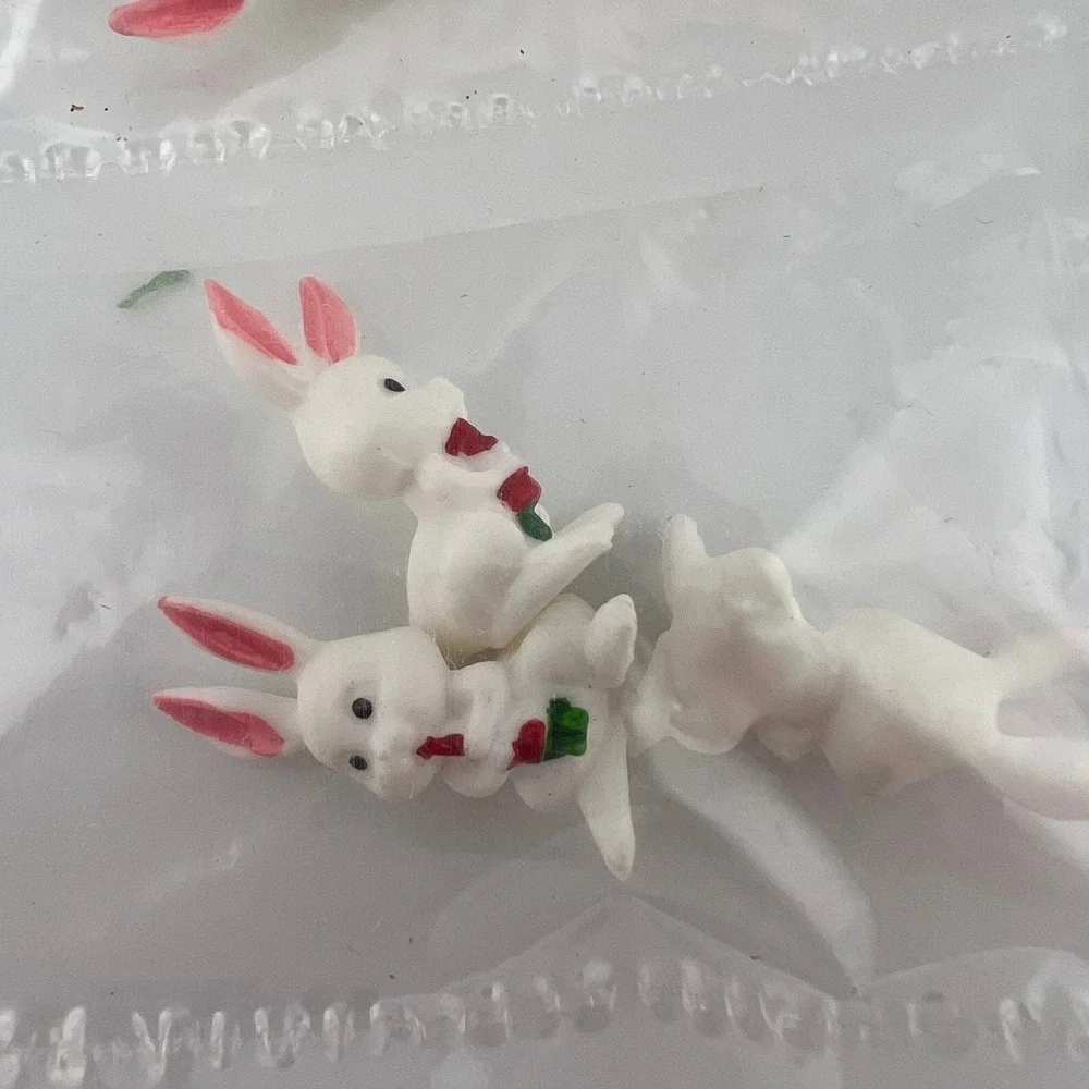 Vintage Miniature Bunny Rabbits Lot ZIMS Hong Kong‎ Tiny Easter Figurines